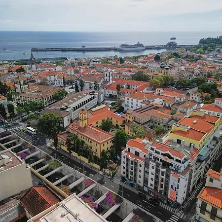 Jasmine Whisper By Elysian Funchal (Madeira)