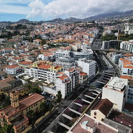 Jasmine Whisper By Elysian Apartamento *